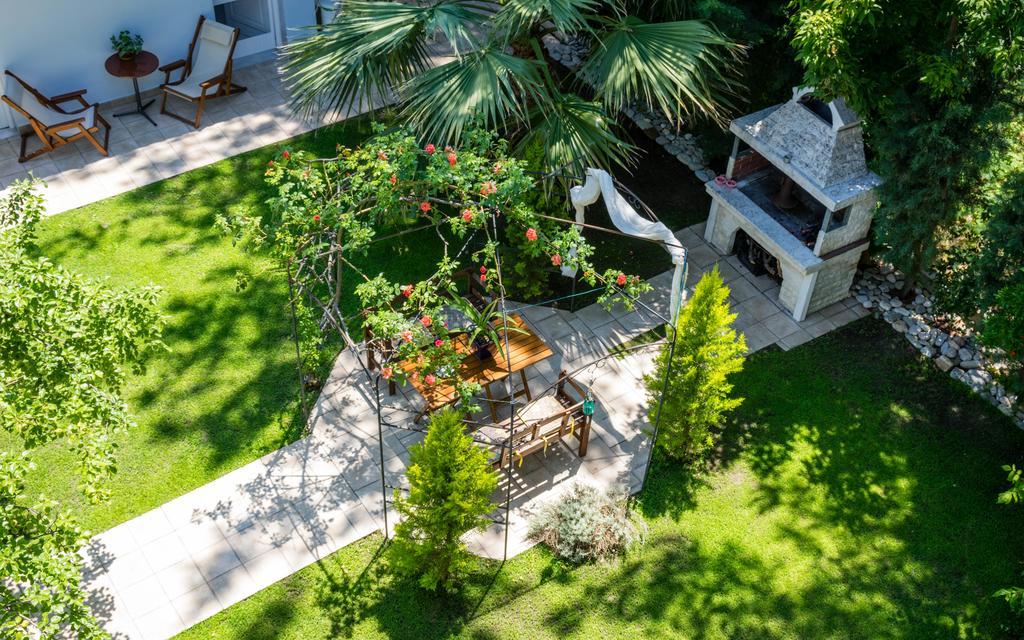 Villa Anais Принос Екстериор снимка